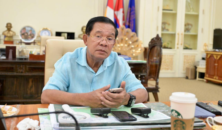 សម្តេចតេជោ ហ៊ុន សែន វាយតម្លៃខ្ពស់ និងអរគុណកងទ័ពកម្ពុជា-ថៃ ដែលបានគោរព និងអនុវត្តនូវកិច្ចព្រៀង​បទឈប់បាញ់ និងបង្កើតឲ្យមានការប្រជុំថ្នាក់ភូមិភាគ ប្រកបដោយជោគជ័យ